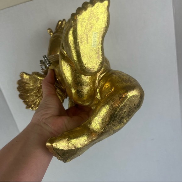 Shabby Chic Vignette decor-golden Cherub Angel w/ silver tray & vintage pearls. - Picture 9 of 16